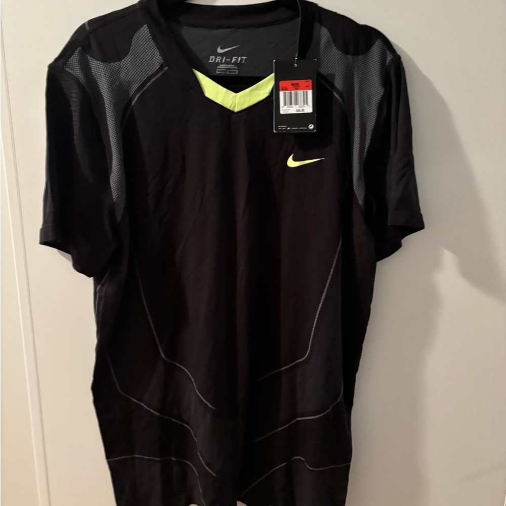 Nike Men's Black Dri-FIT Shirt